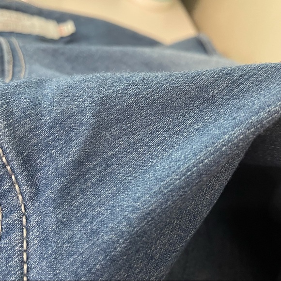 Torrid jeggings with stripe size 20 short - Picture 8 of 9